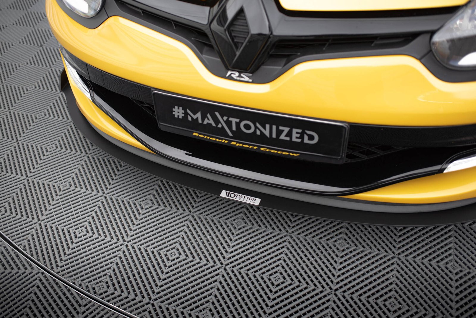 Front Splitter Racing Renault Megane MK3 RS - Imagen 3