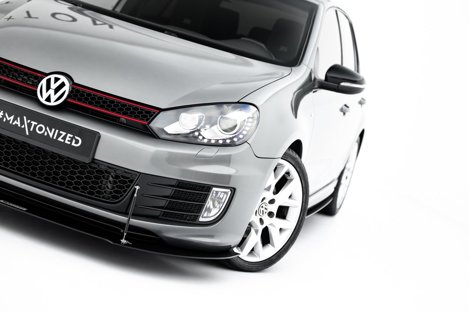 Front Splitter Racing VW Golf MK6 GTI 35TH - Imagen 5