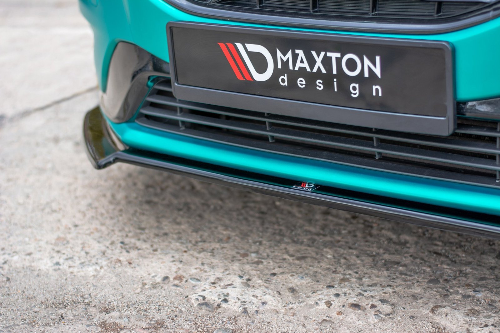 Splitter Delantero Volvo V40 R-design - Imagen 3
