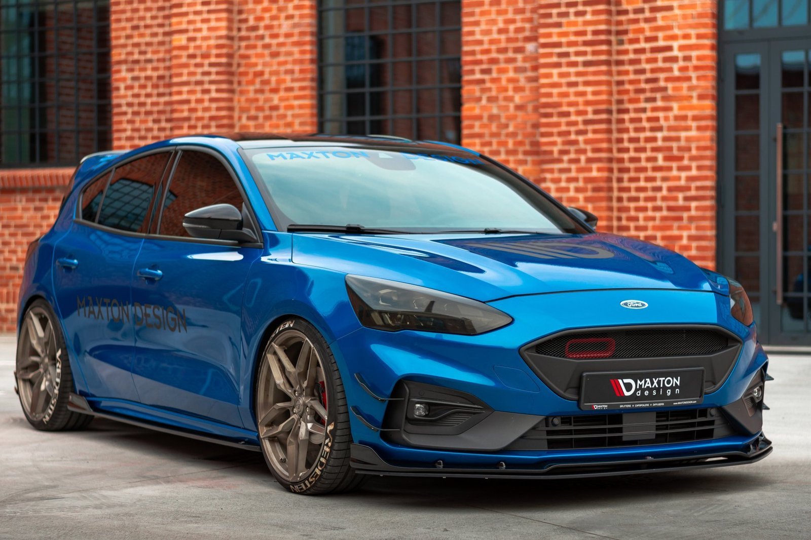 Front Splitter Racing Ford Focus Mk4 St-line - Imagen 2