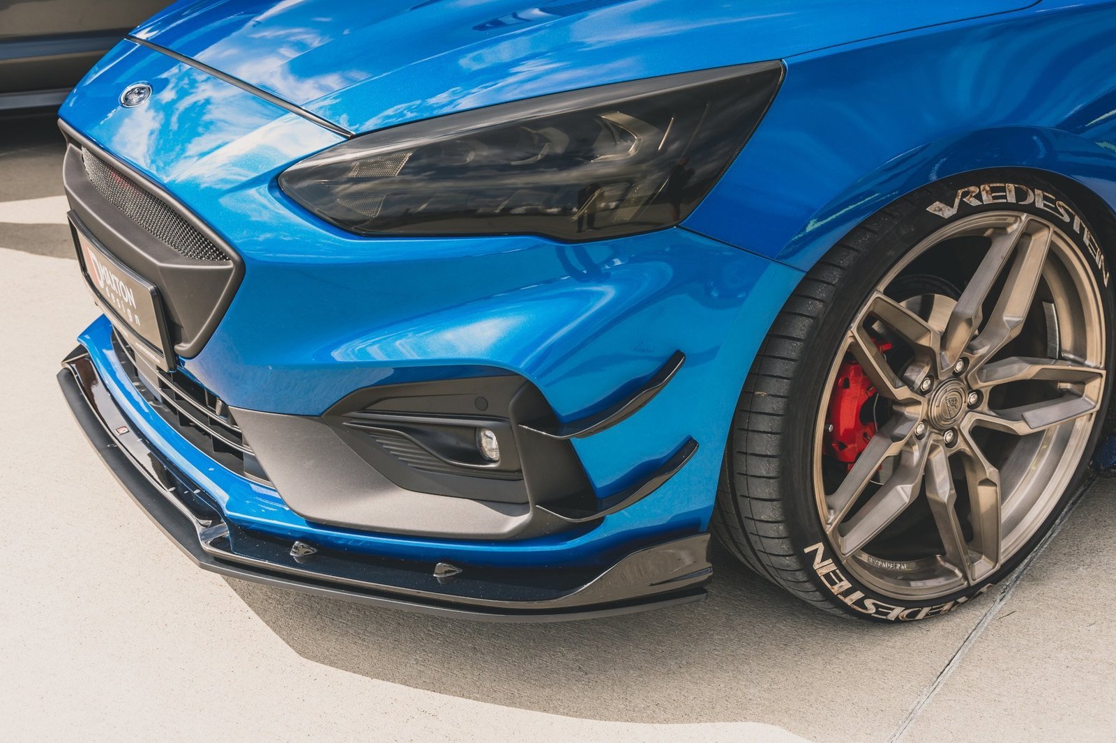 Front Splitter Racing Ford Focus Mk4 St-line - Imagen 4