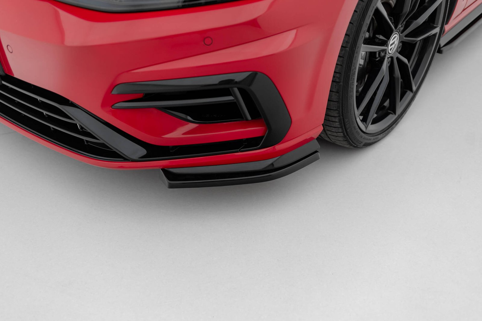 Front Side Splitters Volkswagen Golf R / R-Line Mk7 Facelift - Imagen 4