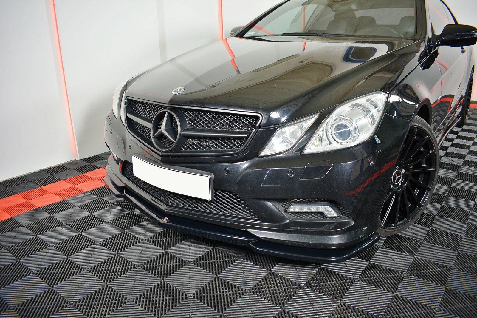 Splitter Delantero Mercedes-Benz E-Class W207 Coupe AMG-Line - Imagen 2