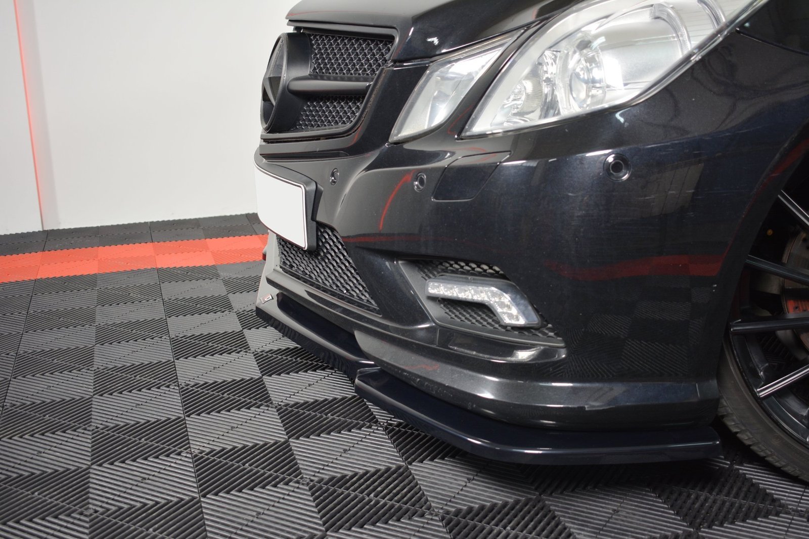 Splitter Delantero Mercedes-Benz E-Class W207 Coupe AMG-Line - Imagen 3