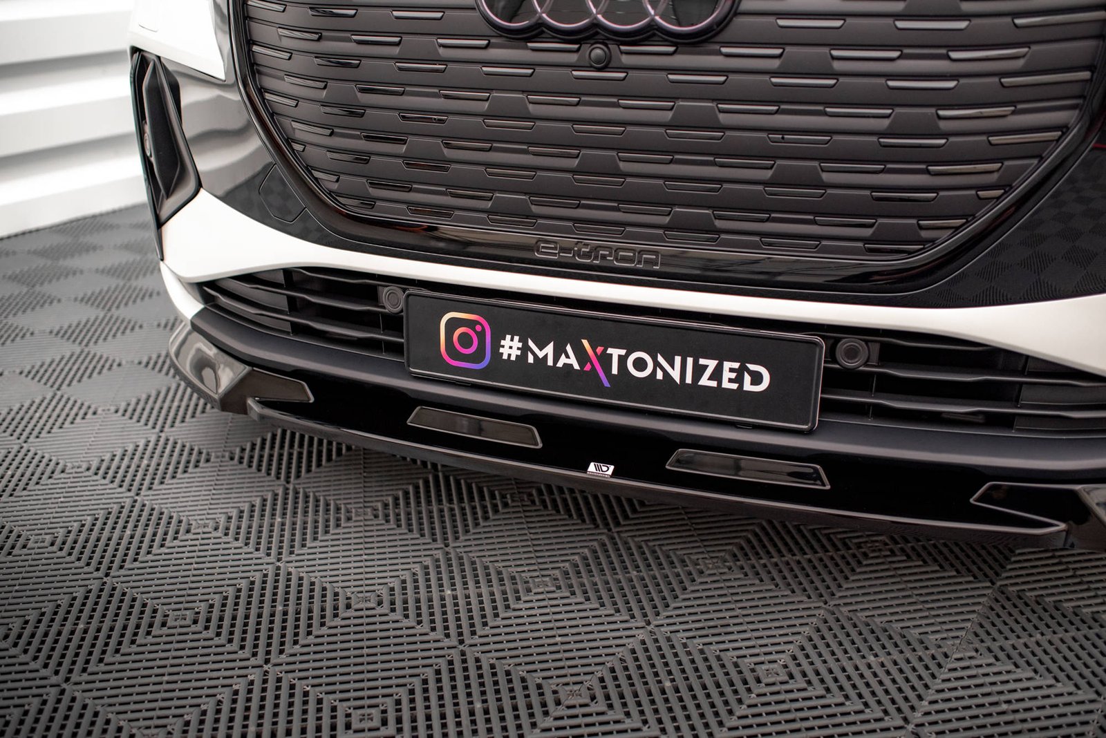 Splitter Delantero Audi Q4 e-tron Sportback S-line Mk1 - Imagen 2