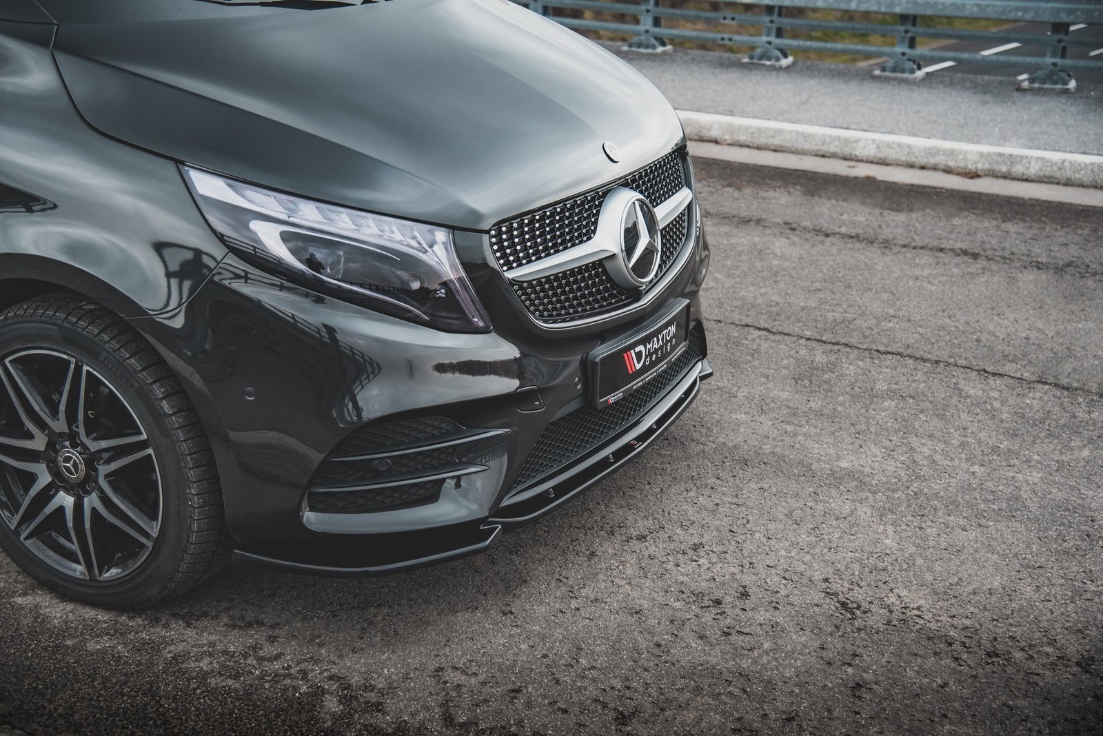 Splitter Delantero Mercedes-Benz V-Class AMG-Line W447 - Imagen 4