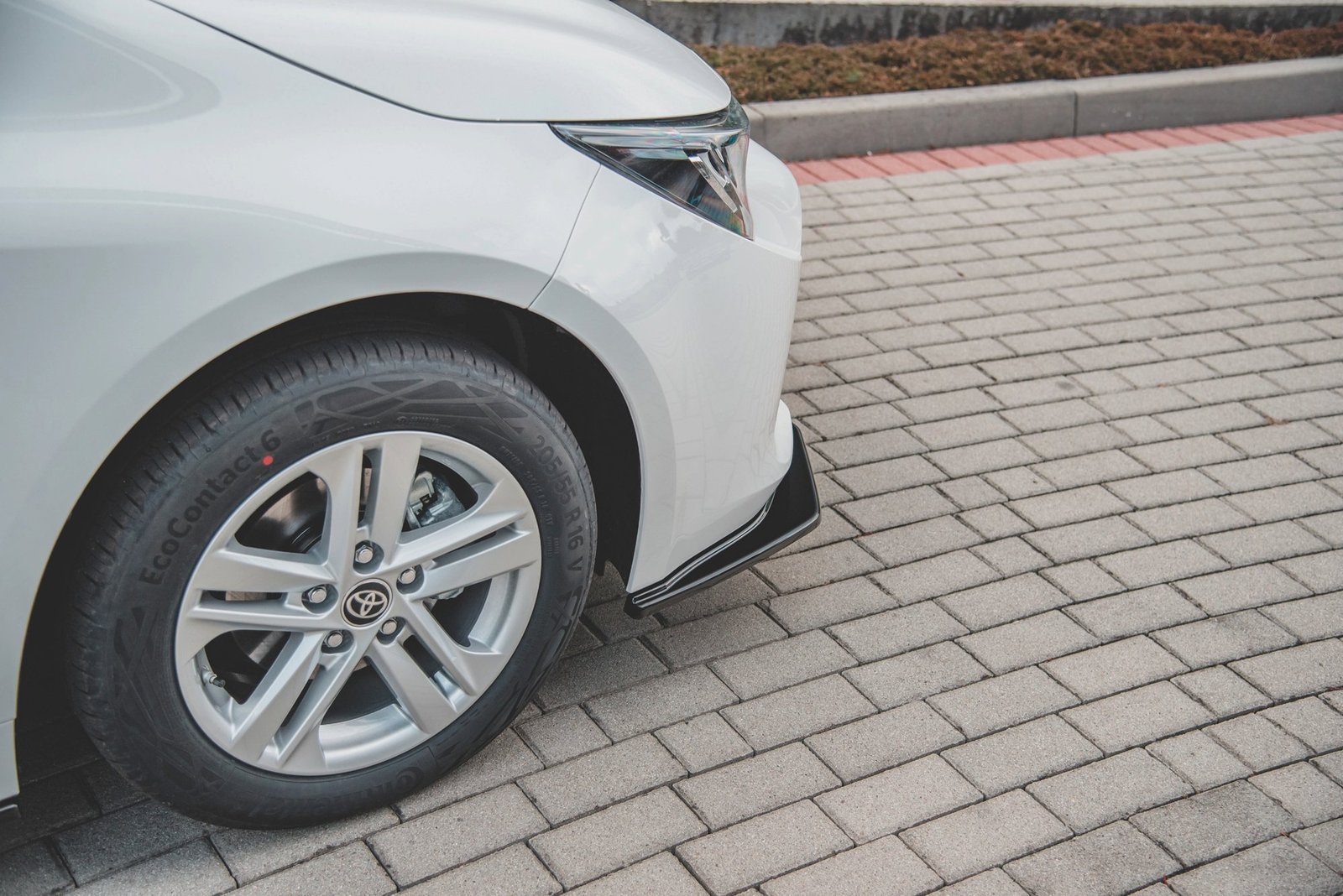 Splitter Delantero Toyota Corolla XII Touring Sports/ Hatchback - Imagen 4