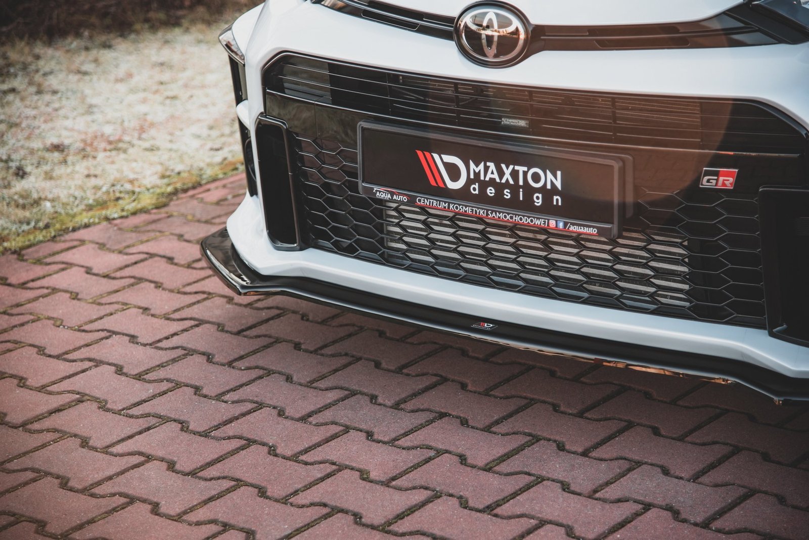 Splitter Delantero Toyota GR Yaris Mk4 - Imagen 3