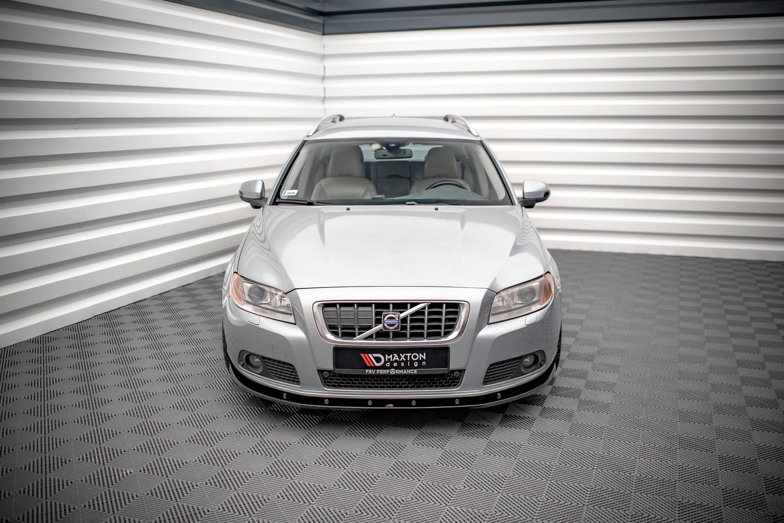 Splitter Delantero Volvo V70 Mk3 - Imagen 2