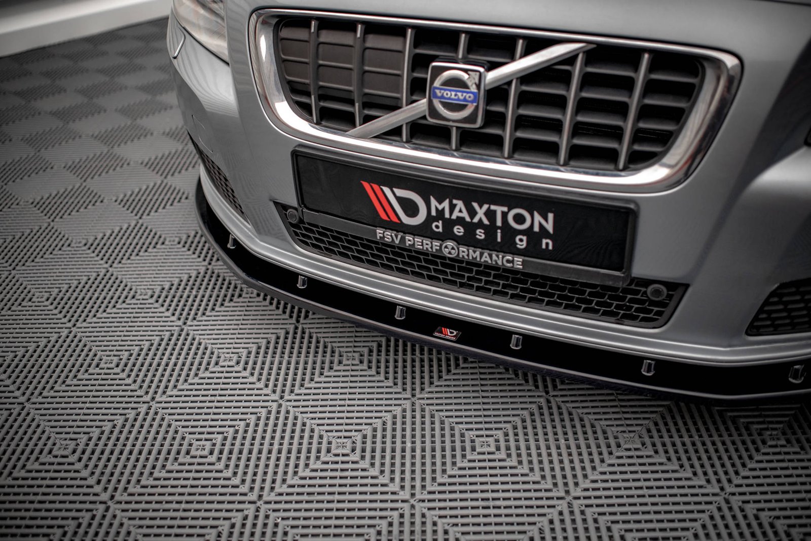 Splitter Delantero Volvo V70 Mk3 - Imagen 3