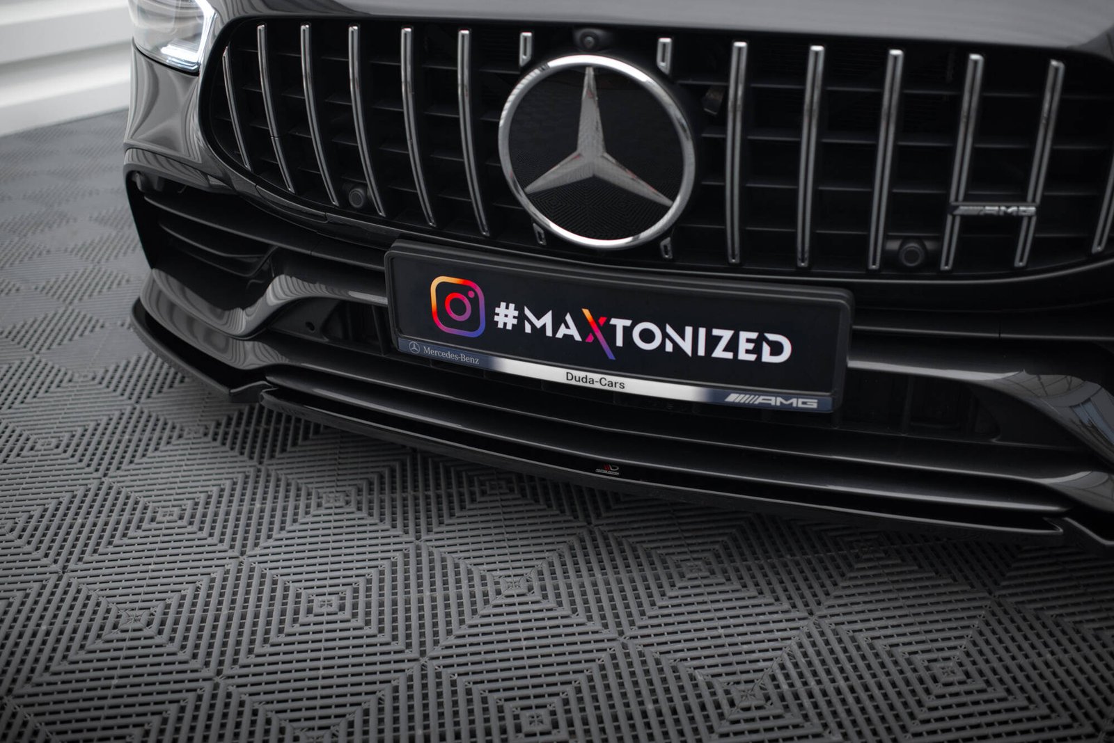 Splitter Delantero Mercedes-AMG GT 53 4-Door Coupe X290 - Imagen 3