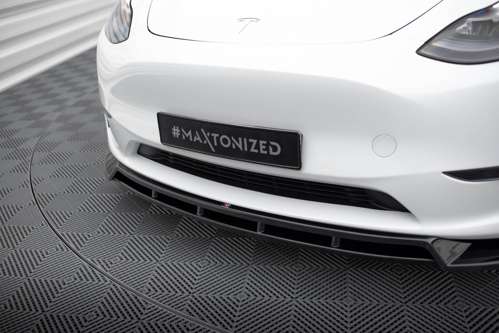Splitter Delantero Tesla Model Y - Imagen 2
