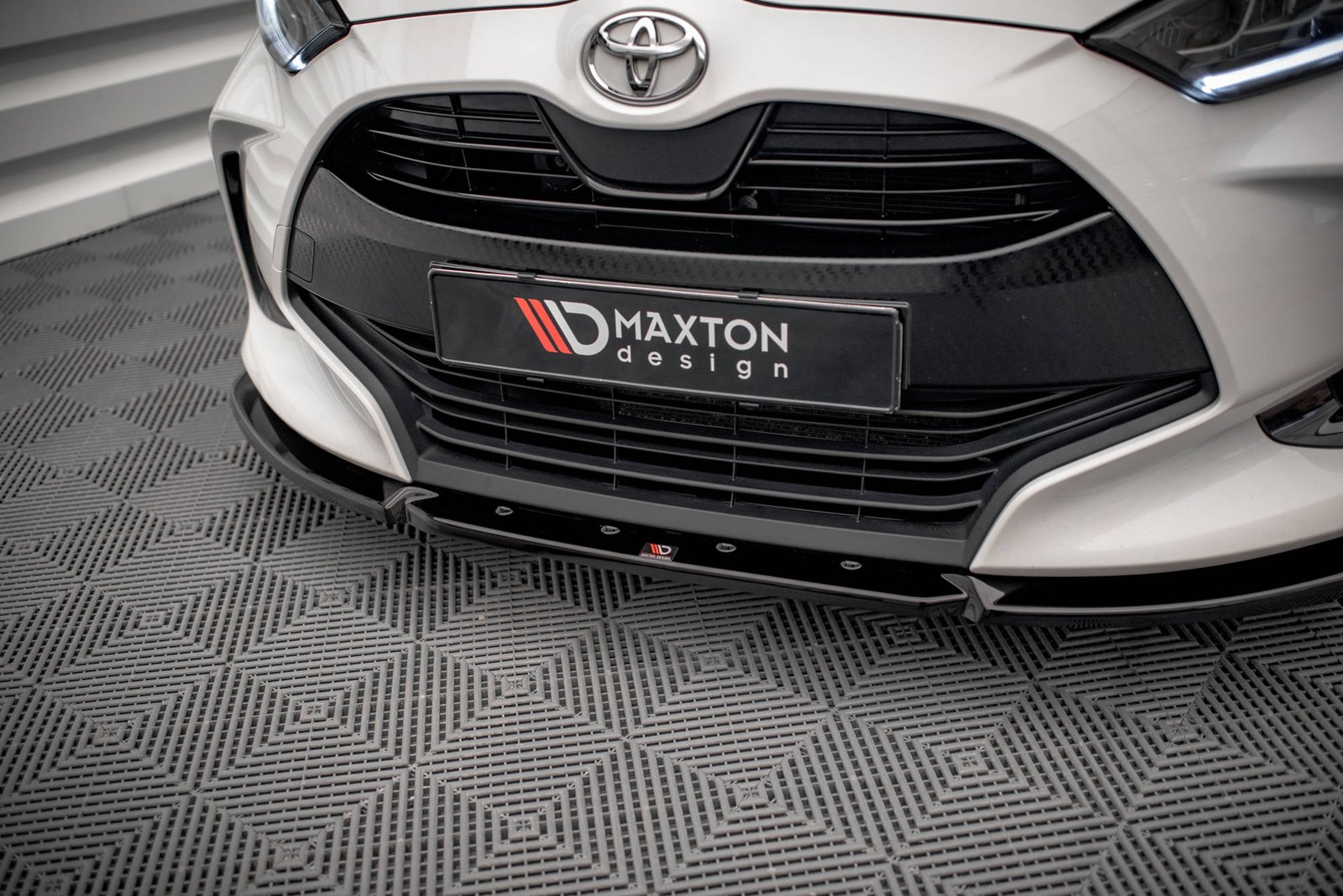 Splitter Delantero Toyota Yaris Mk4 - Imagen 3