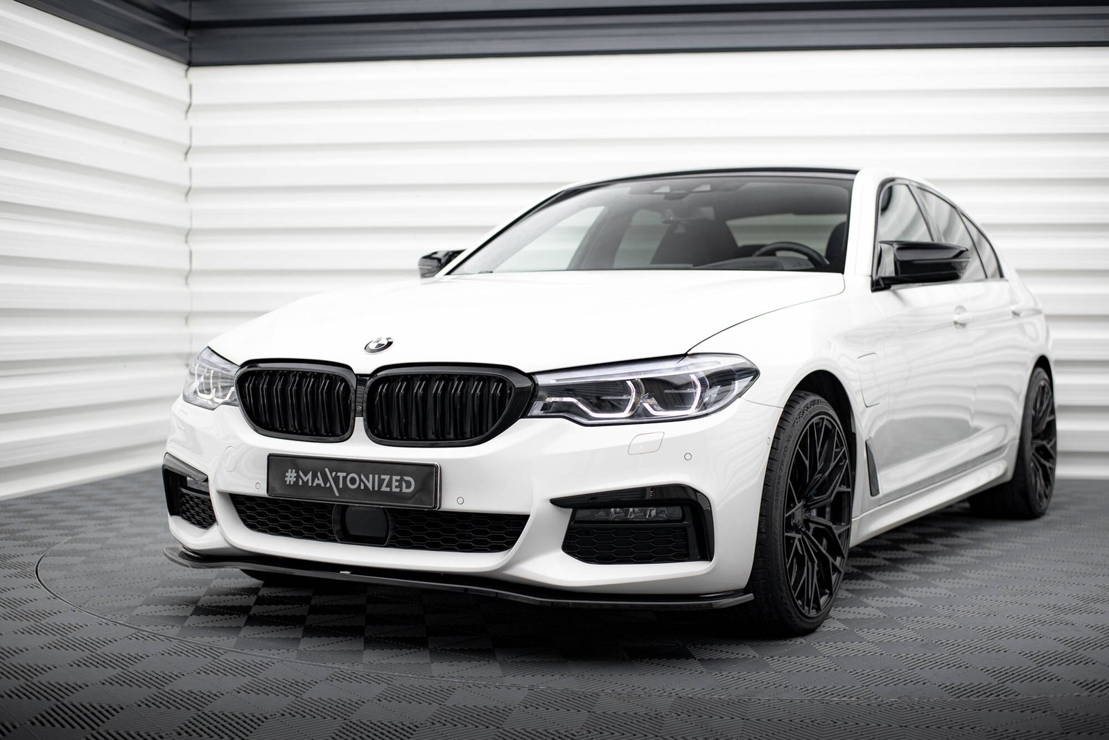 Splitter Delantero for BMW 5 M-Pack / M550d / M550i G30/ G31 M-Pack
