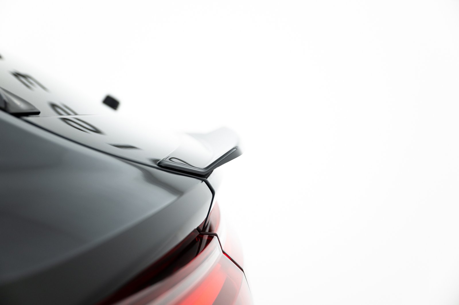 Lower Extensión de Alerón Audi RSQ8 Mk1 - Imagen 3