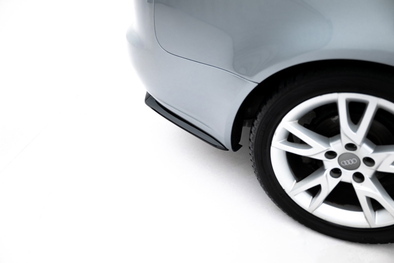 Splitters Laterales Traseros Audi A4 B7 - Imagen 2