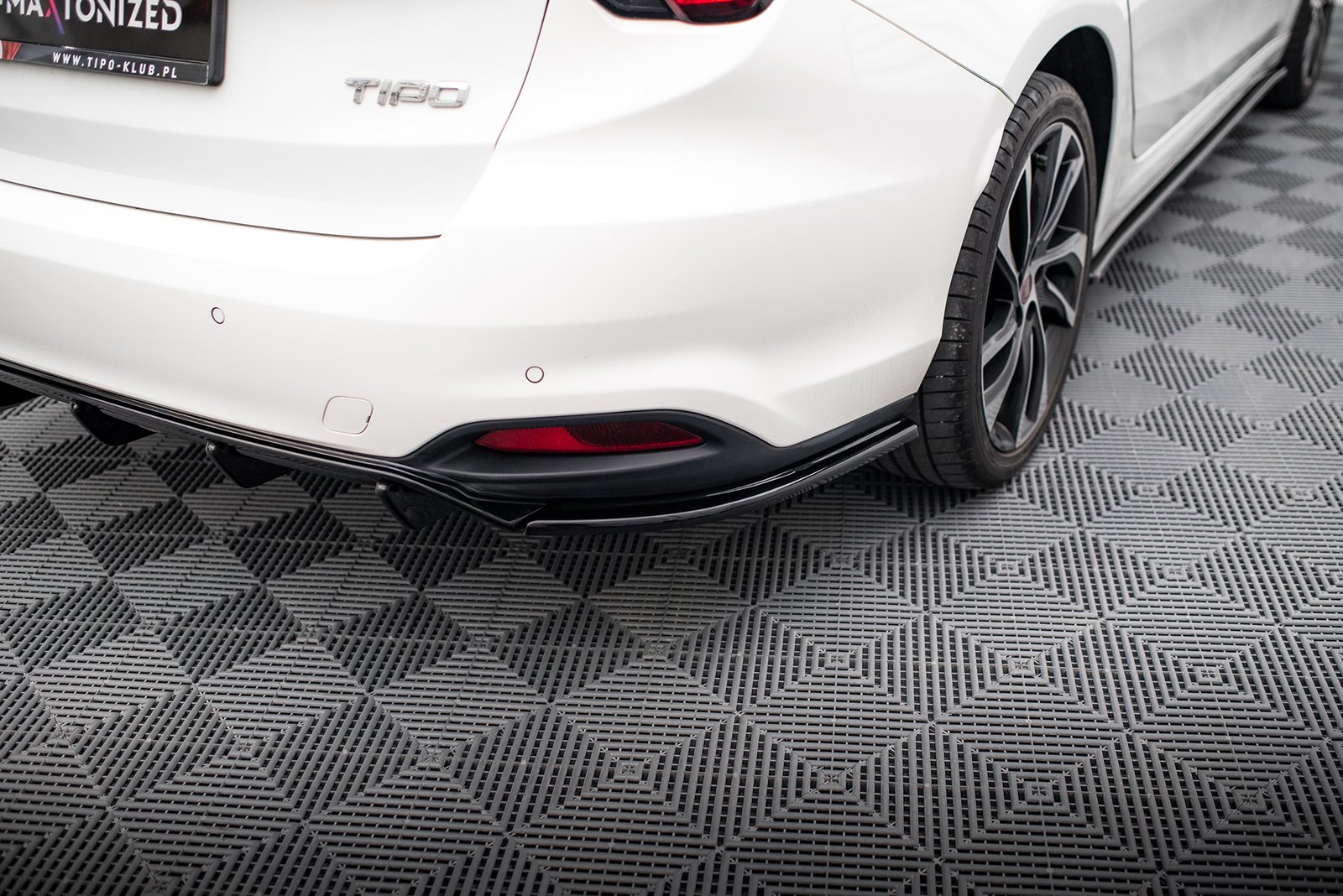 Splitters Laterales Traseros Fiat Tipo S-Design