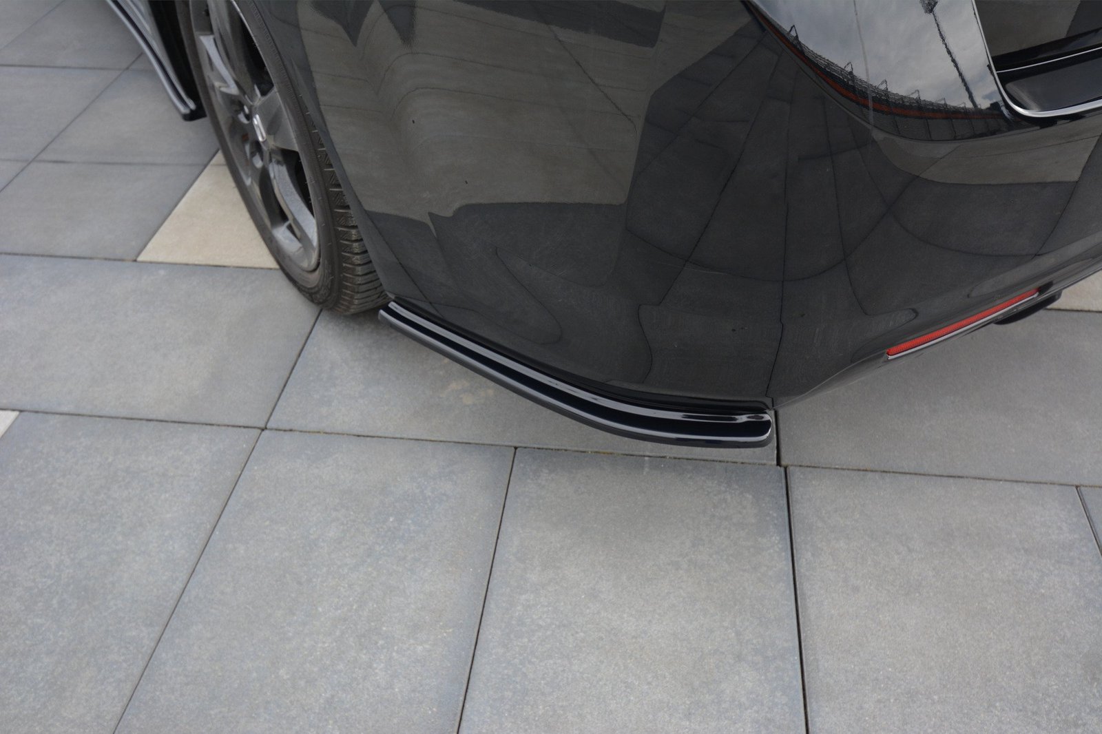 Splitters Laterales Traseros Honda Accord MK8. (CU-Series) Preface Sedan