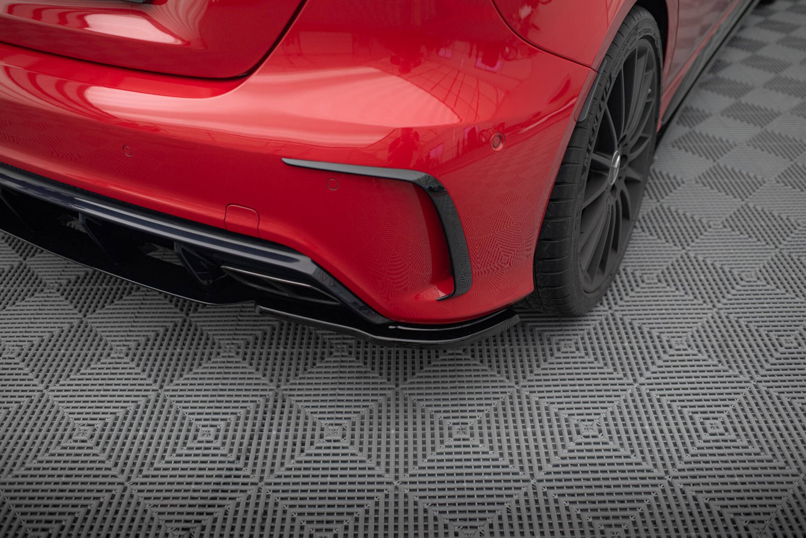 Splitters Laterales Traseros Mercedes A W176 AMG Facelift