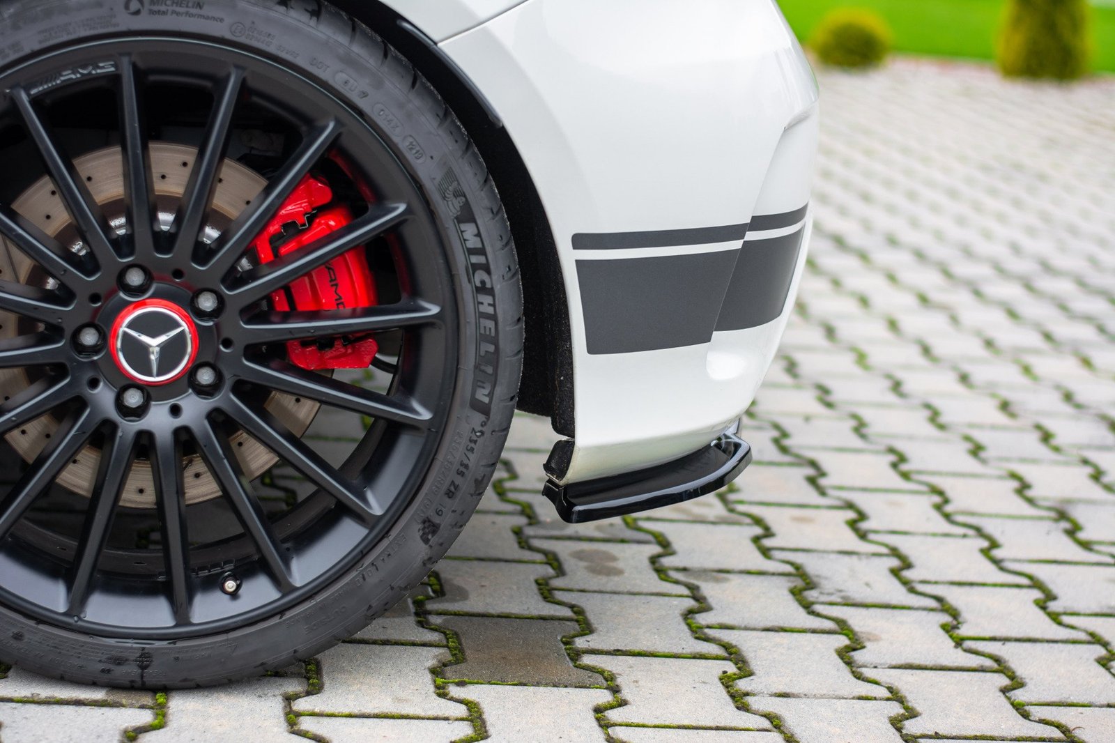 Splitters Laterales Traseros Mercedes A45 AMG W176 - Imagen 3