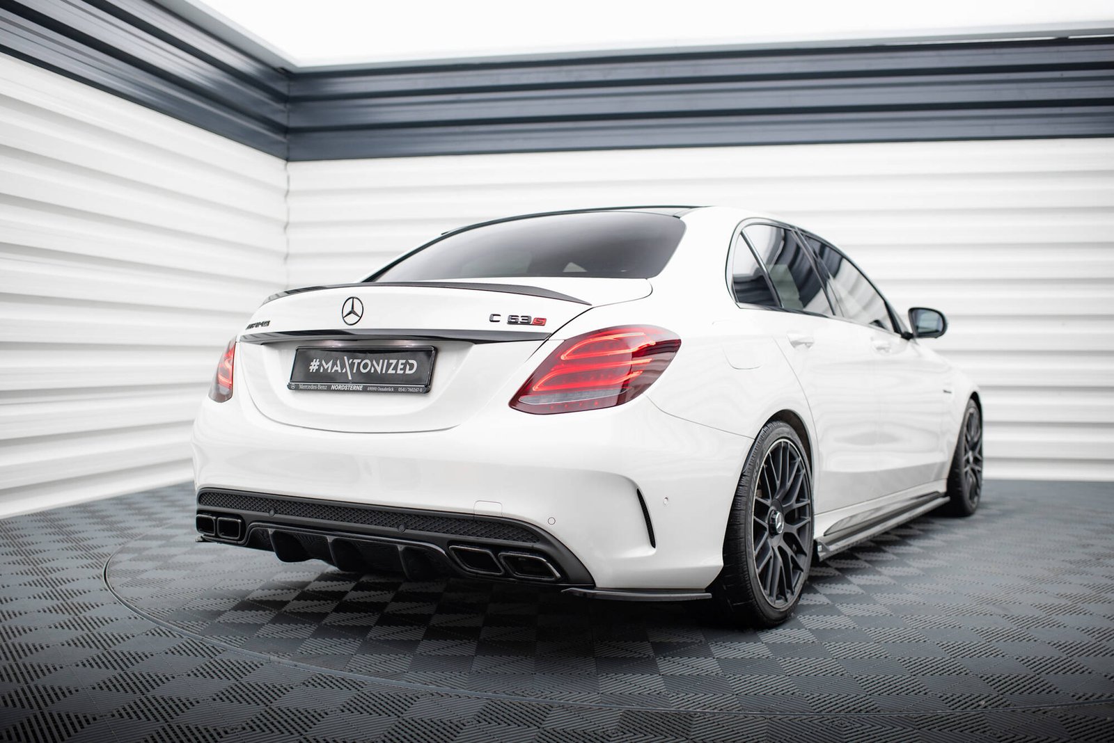 Splitters Laterales Traseros Mercedes C-Class S205 63AMG - Imagen 2