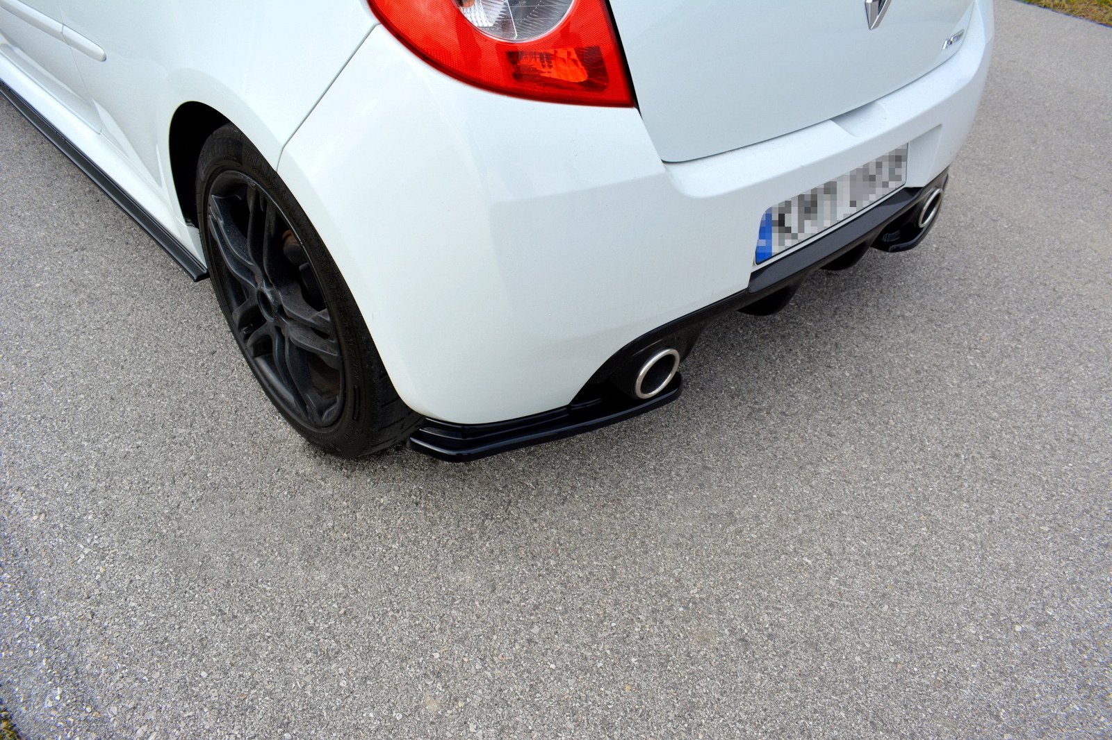 Splitters Laterales Traseros Renault Clio MK3 RS Facelift - Imagen 4
