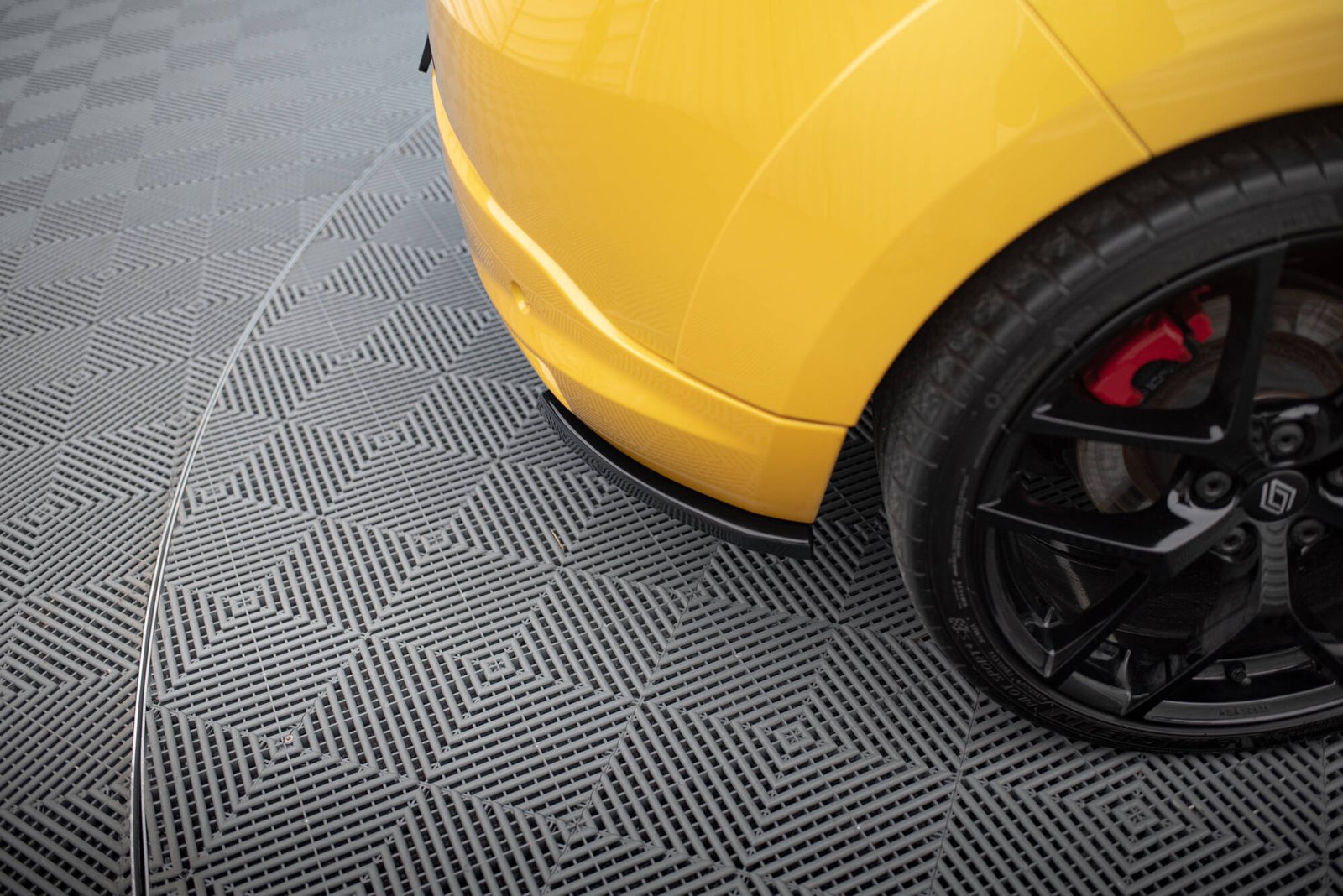 Splitters Laterales Traseros Renault Megane 3 RS - Imagen 4