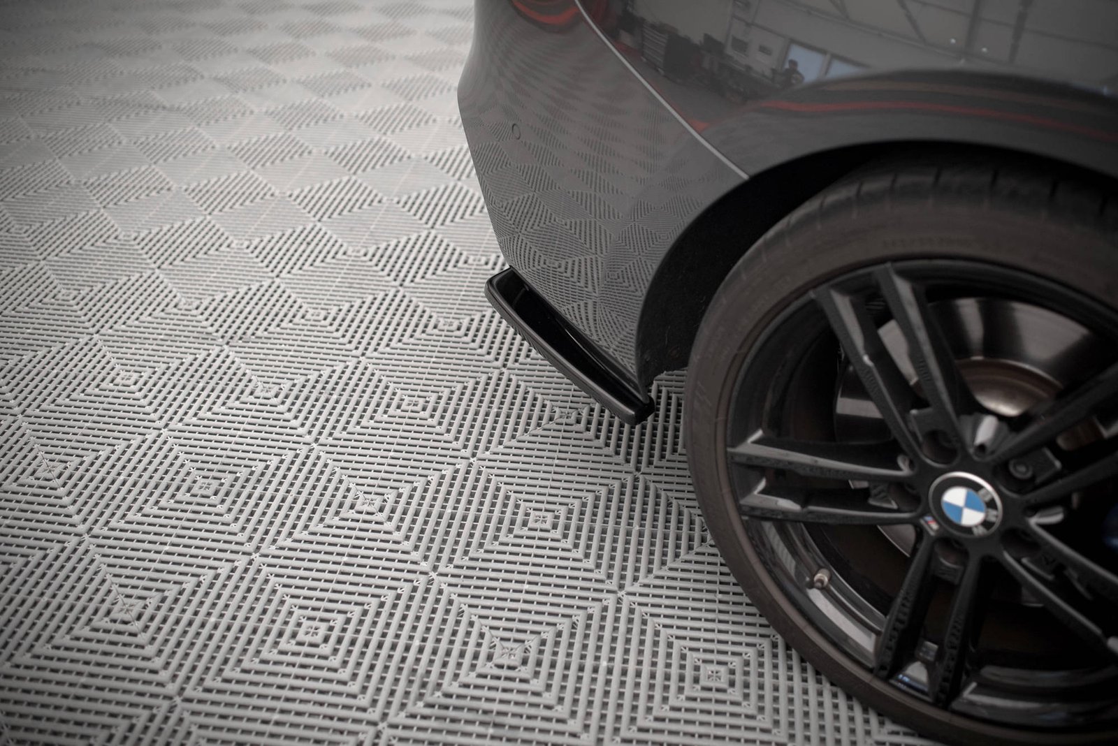 Splitters Laterales Traseros BMW 1 F20/F21 M-Power Facelift - Imagen 3