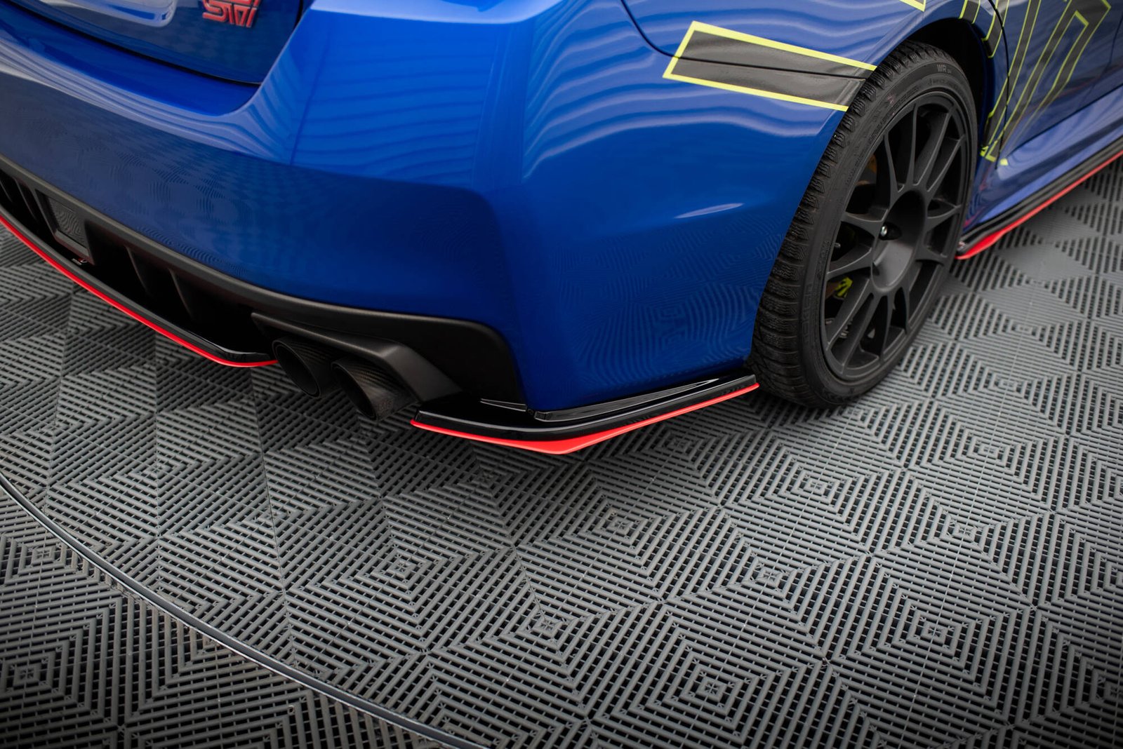 Splitters Laterales Traseros Subaru WRX STI