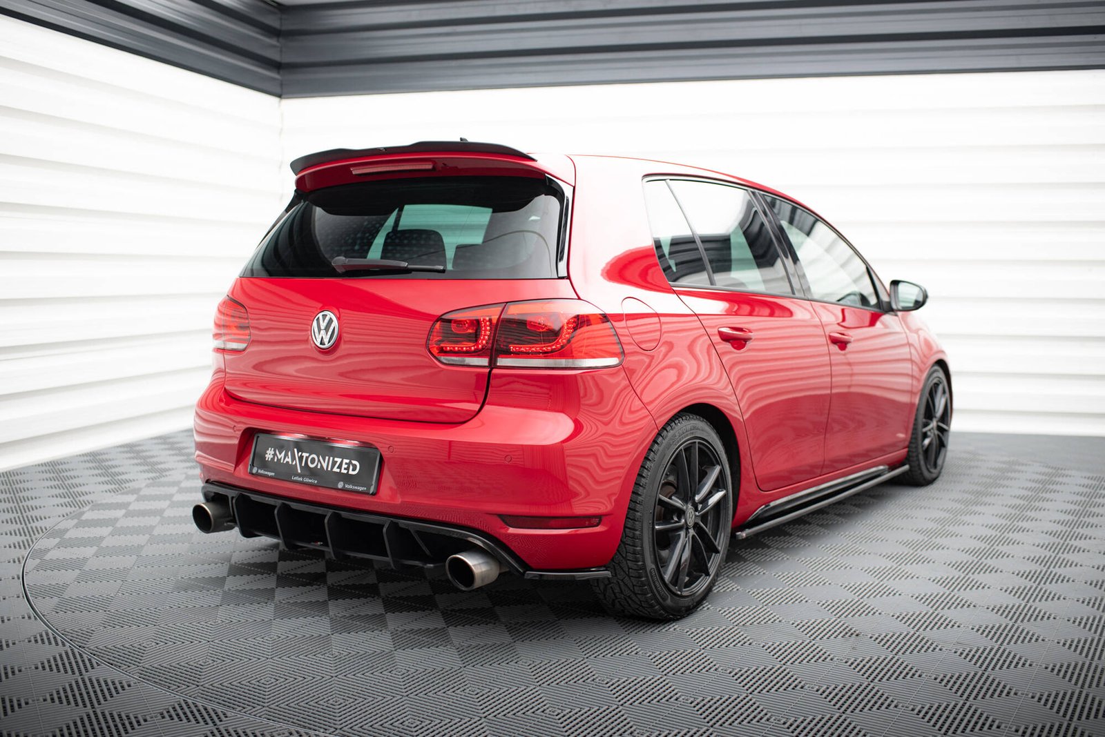 Splitters Laterales Traseros VW Golf VI GTI 35TH - Imagen 2