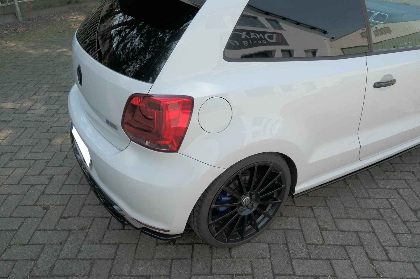 Splitters Laterales Traseros Volkswagen Polo WRC Mk5 - Imagen 3
