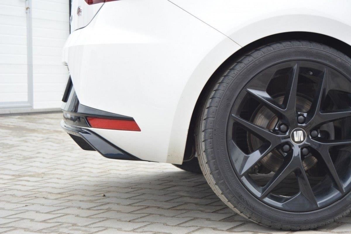 Faldón Trasero Seat Leon III FR - Imagen 3