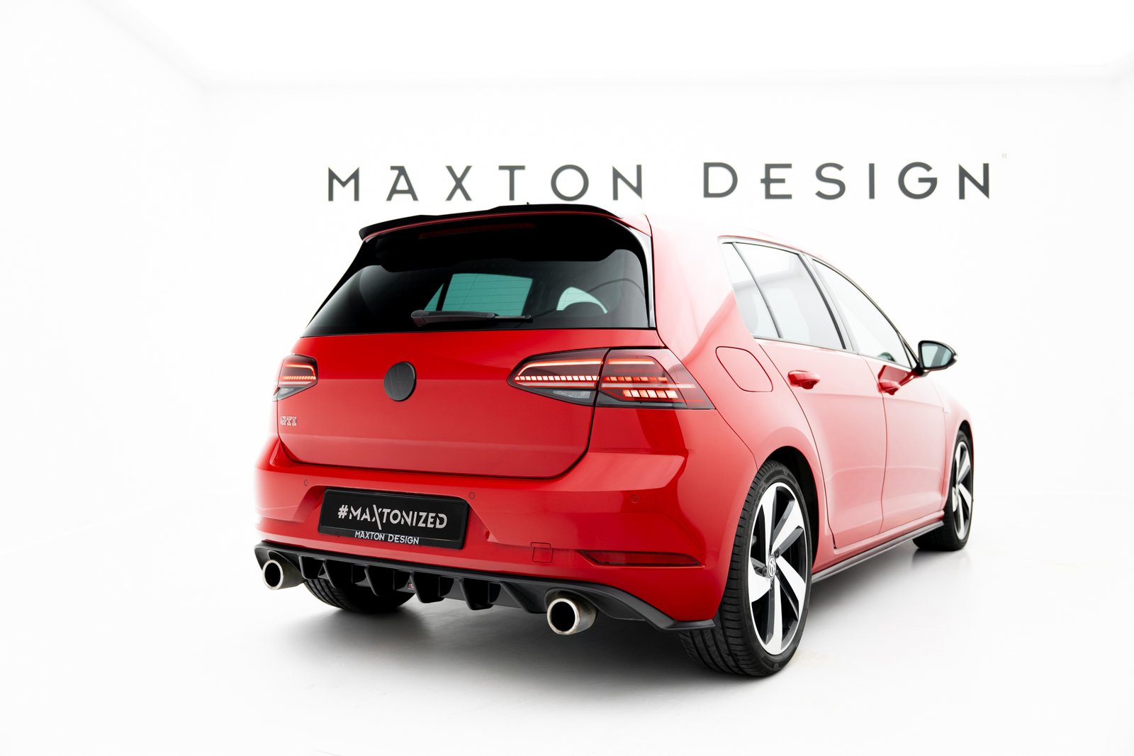 Faldón Trasero VW Golf VII GTI Facelift - Imagen 3
