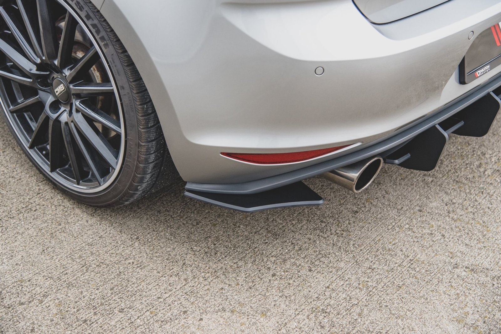 Racing Durability Splitters Laterales Traseros VW Golf 7 GTI - Imagen 4