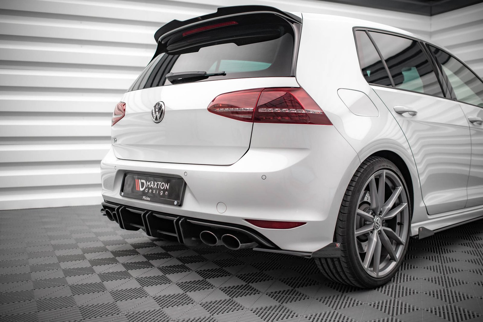 Rear Side Flaps Aerodinámicos Volkswagen Golf R Mk7 - Imagen 2