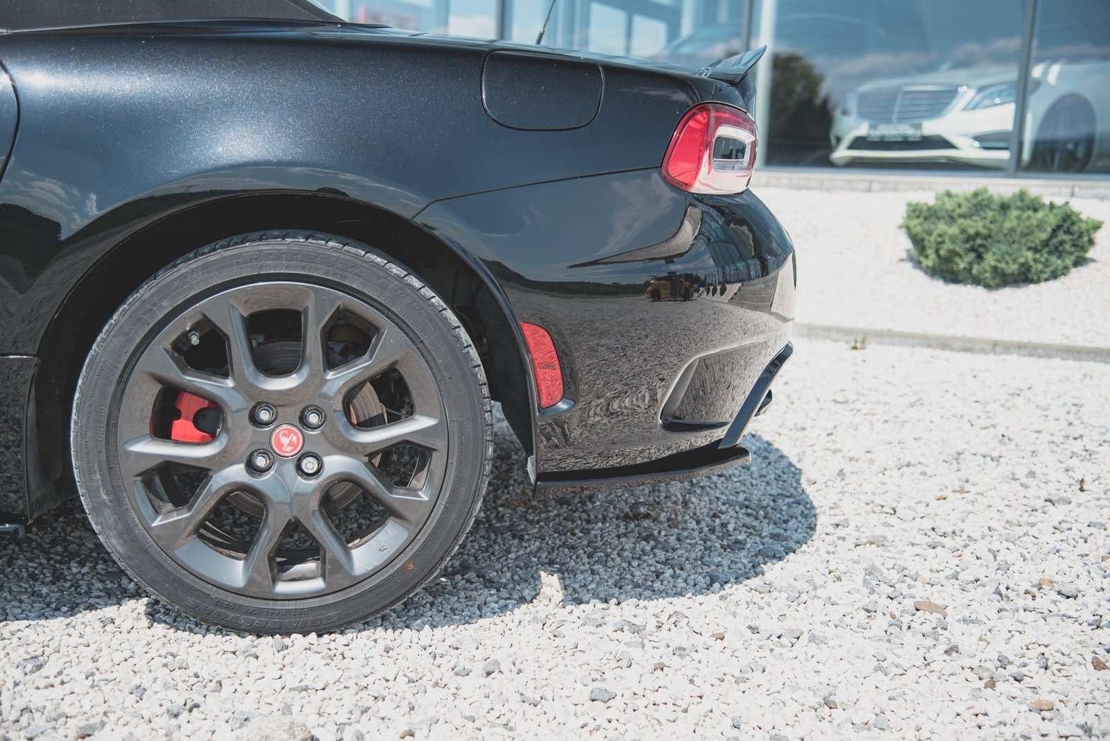 Splitters Laterales Traseros Abarth 124 Spider - Imagen 5