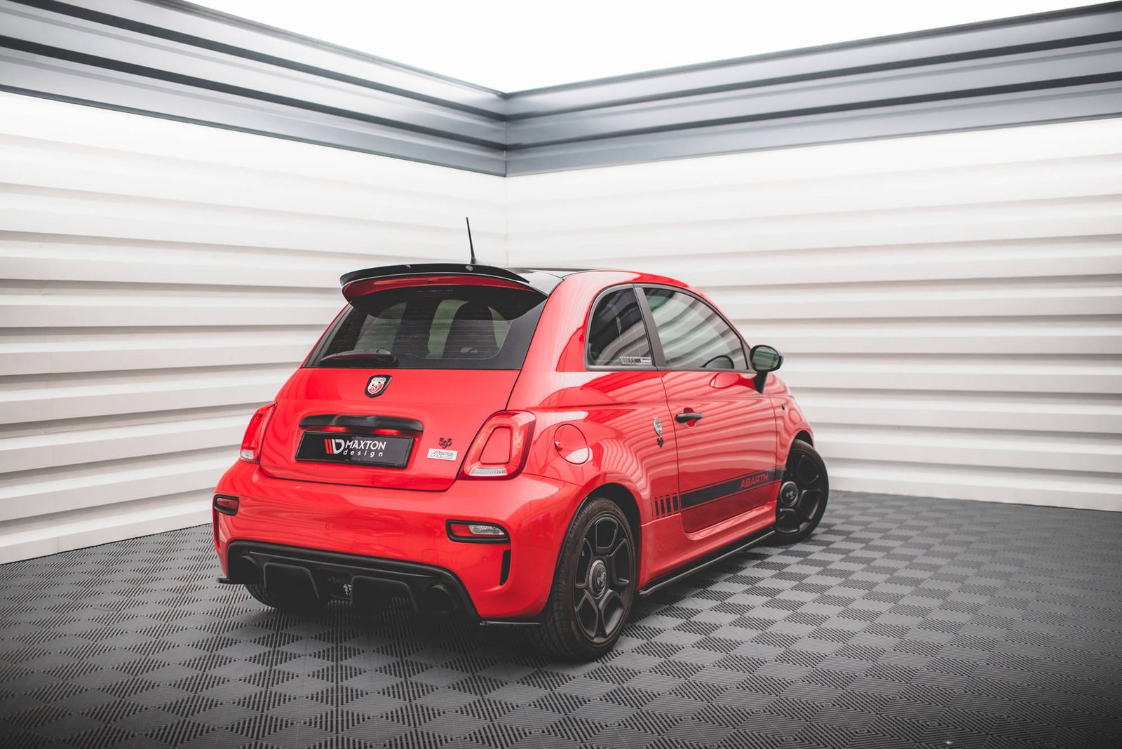Splitters Laterales Traseros Abarth 595 Mk1 Facelift - Imagen 2