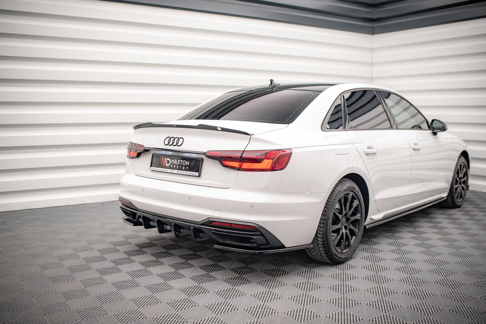 Splitters Laterales Traseros Audi A4 B9 Facelift - Imagen 3