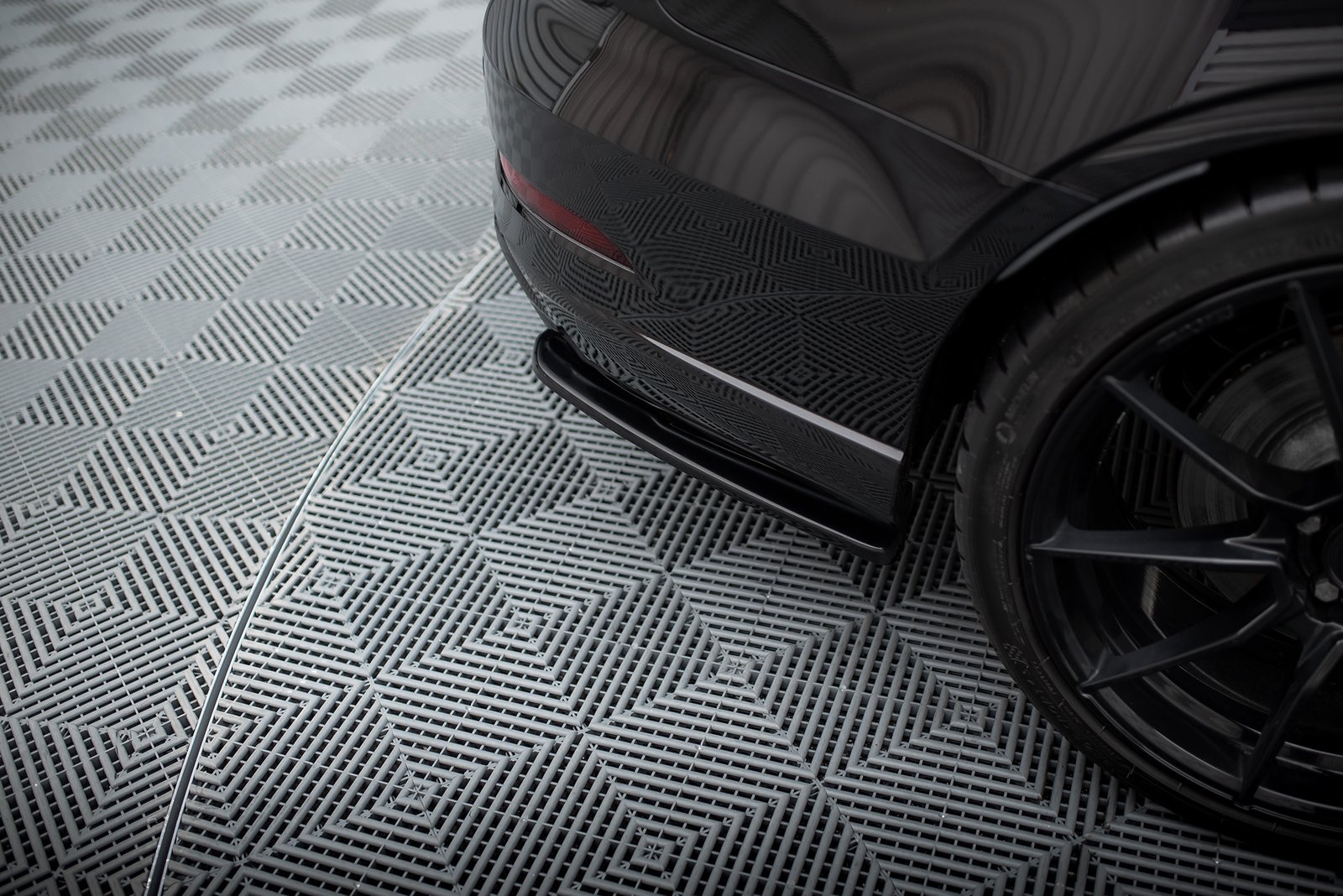 Splitters Laterales Traseros Audi RS3 Sedan 8V Facelift - Imagen 2