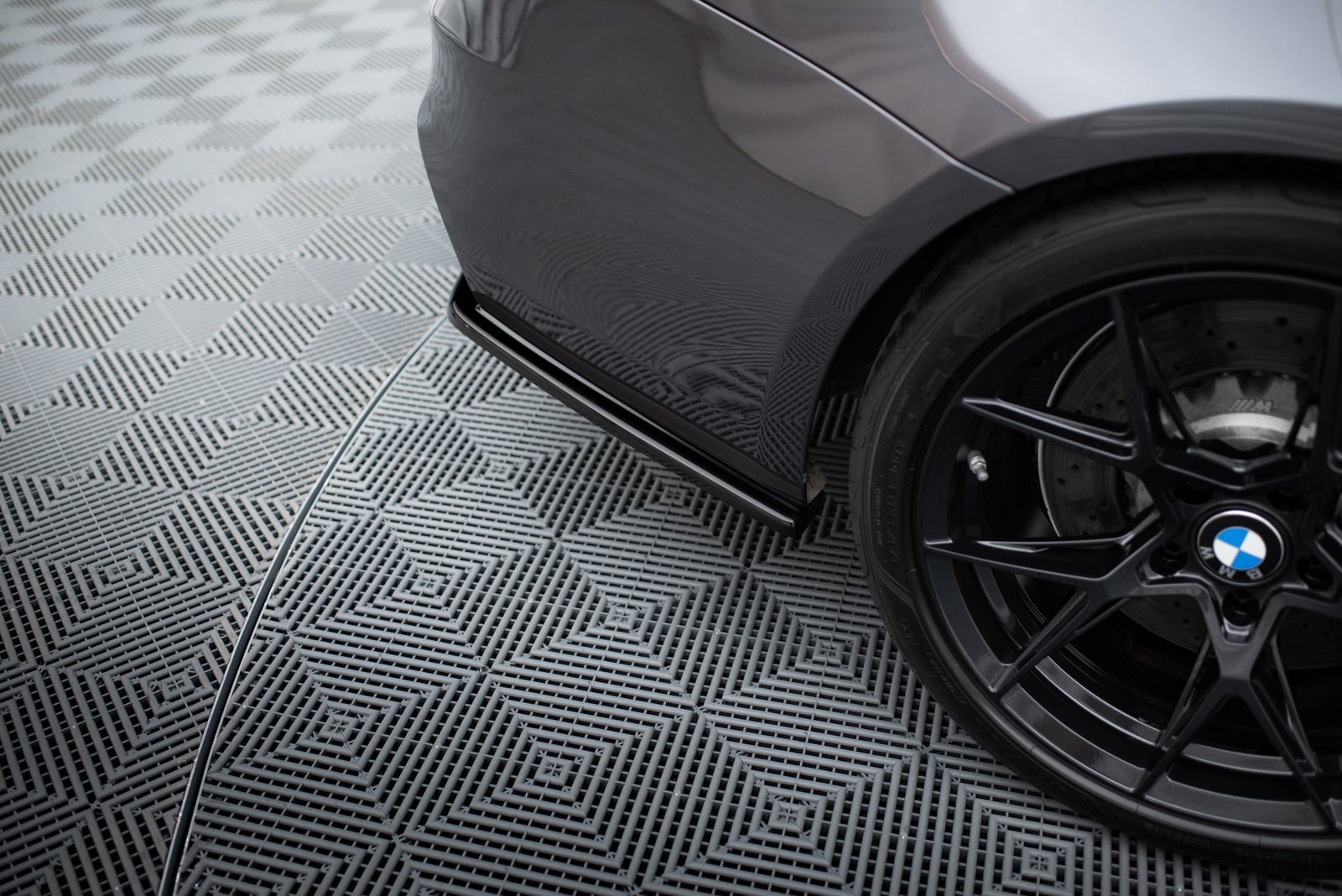 Splitters Laterales Traseros BMW M3 F80 - Imagen 2