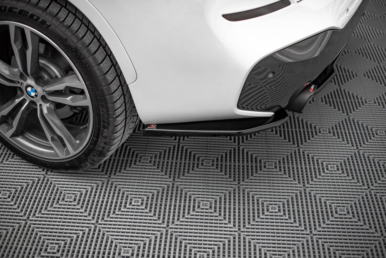 Splitters Laterales Traseros BMW X1 M-Pack F48 / F48 Facelift - Imagen 3