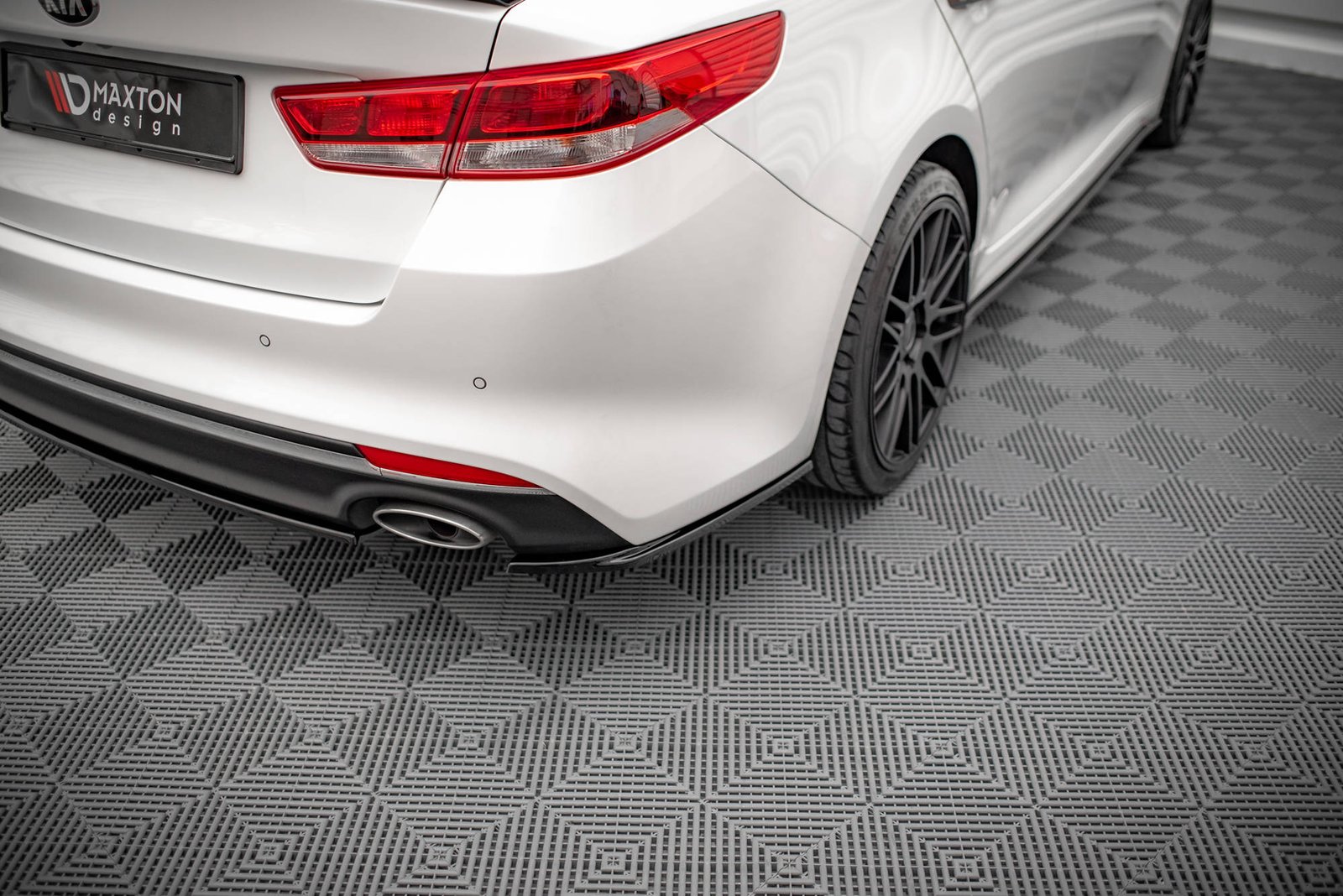 Splitters Laterales Traseros Kia Optima Mk4 - Imagen 2