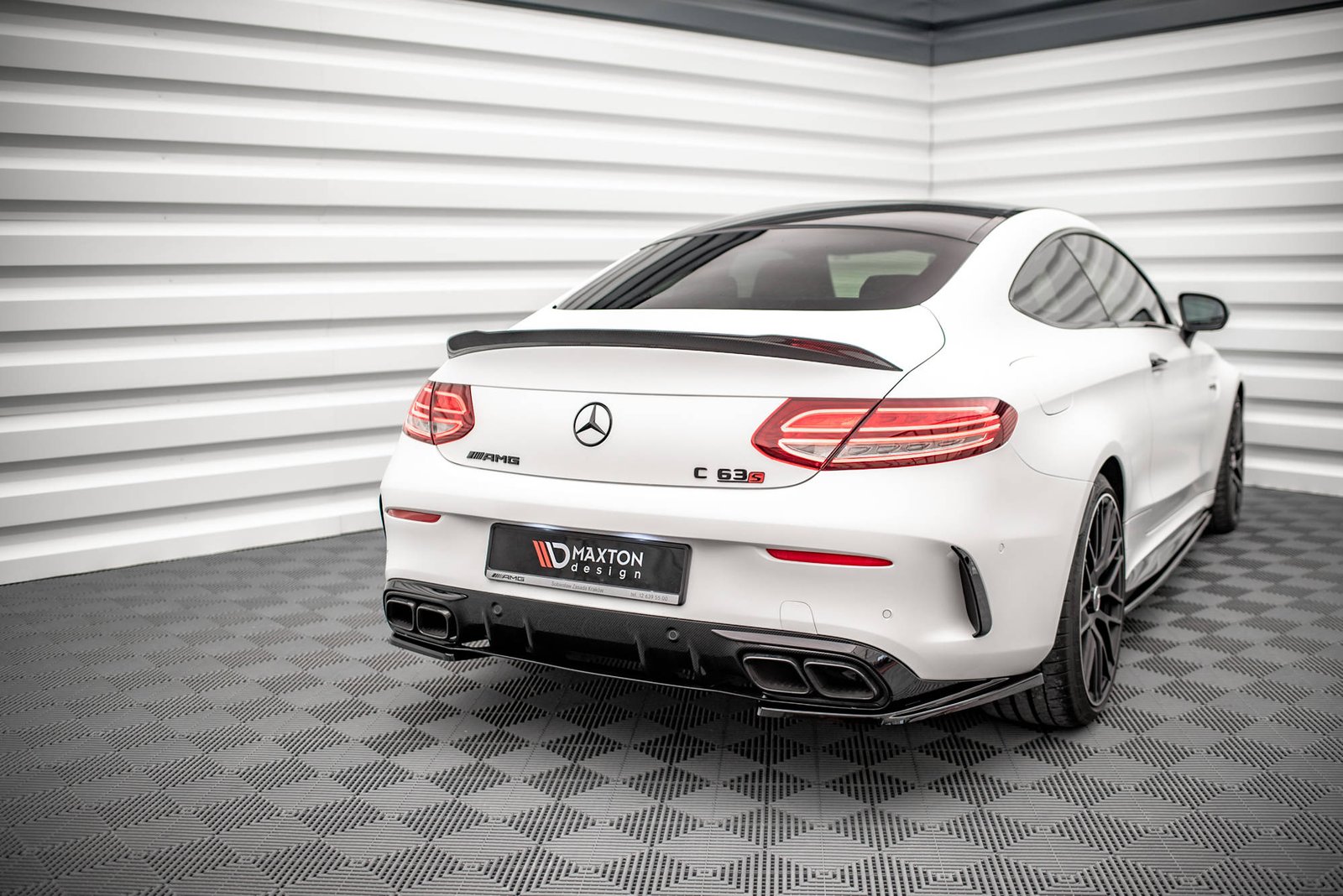 Splitters Laterales Traseros Mercedes-AMG C 63AMG Coupe AMG Aero Pack C205 Facelift - Imagen 2