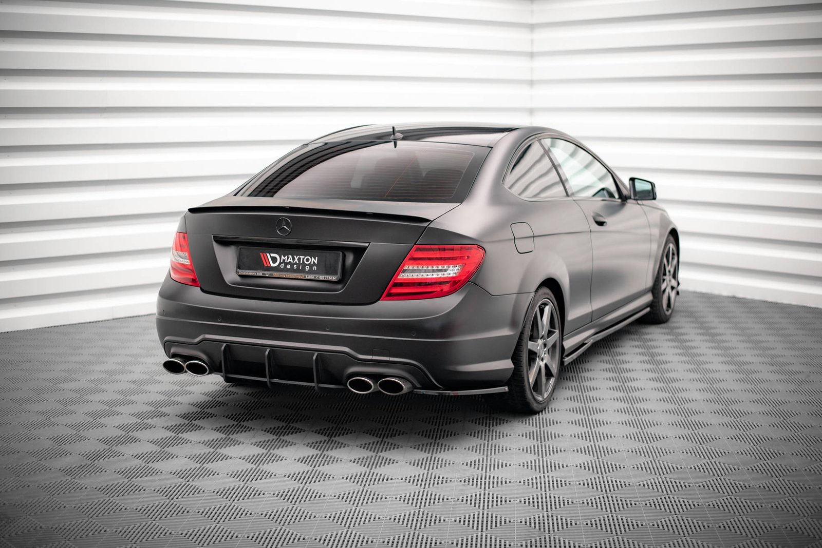 Splitters Laterales Traseros Mercedes-Benz C Coupe / Sedan / Estate AMG-Line C204 / W204 Facelift / S204 Facelift - Imagen 2