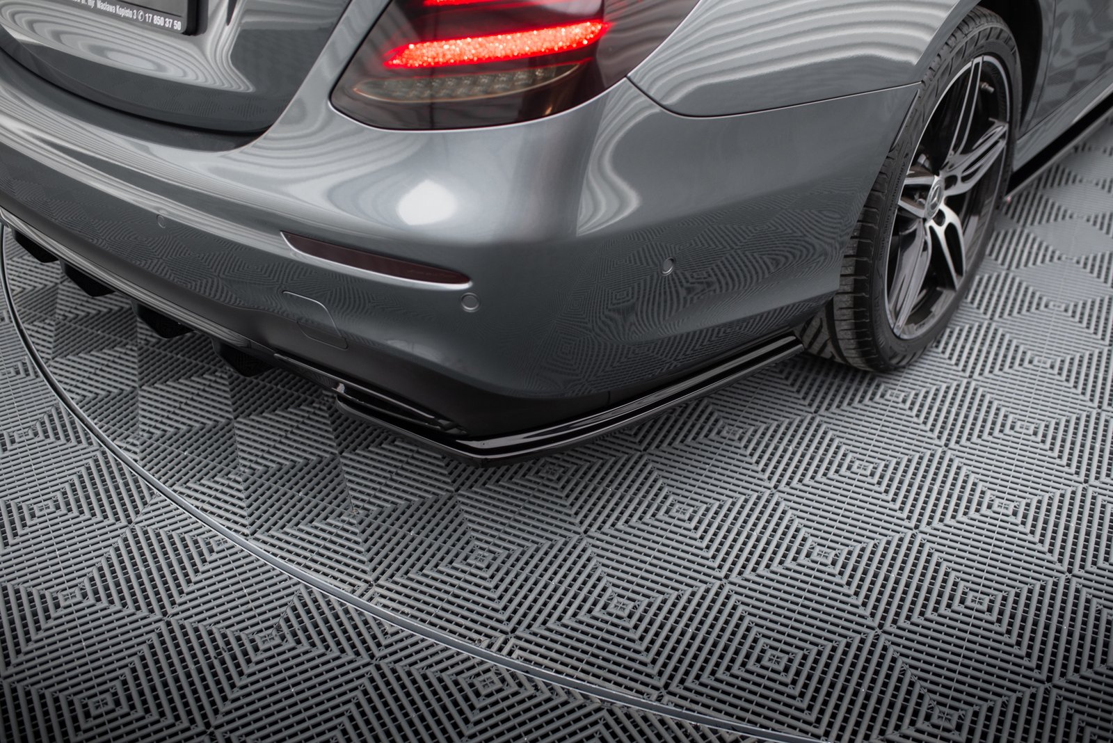 Splitters Laterales Traseros Mercedes-Benz E43 AMG / AMG-Line Sedan / Estate W213 / S213
