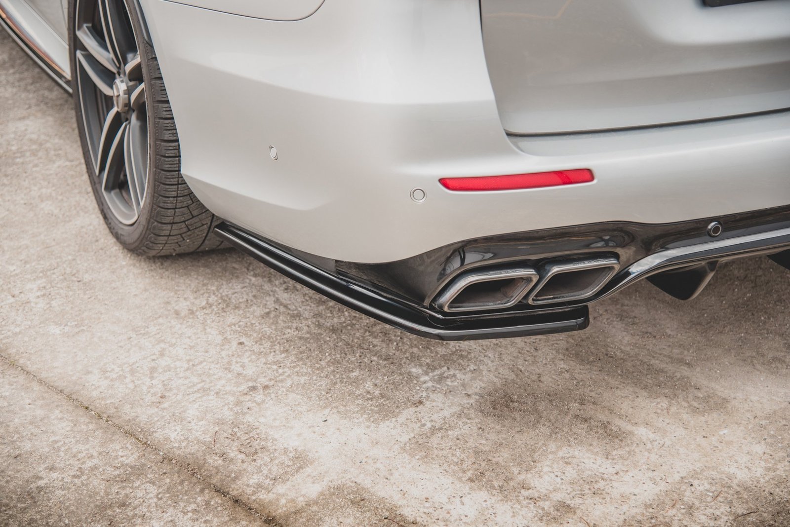 Splitters Laterales Traseros Mercedes-Benz E63 AMG Estate S213