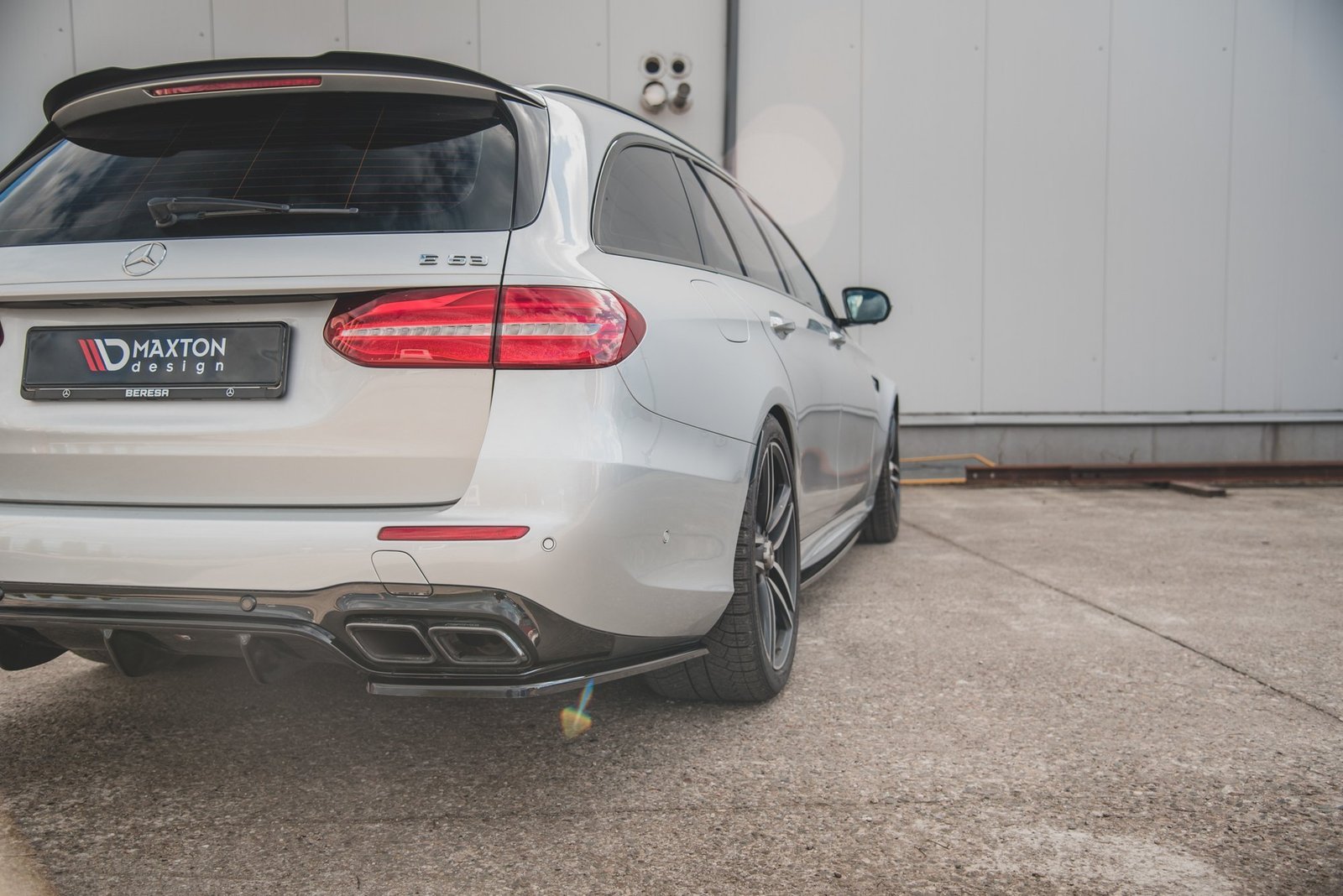 Splitters Laterales Traseros Mercedes-Benz E63 AMG Estate S213 - Imagen 4