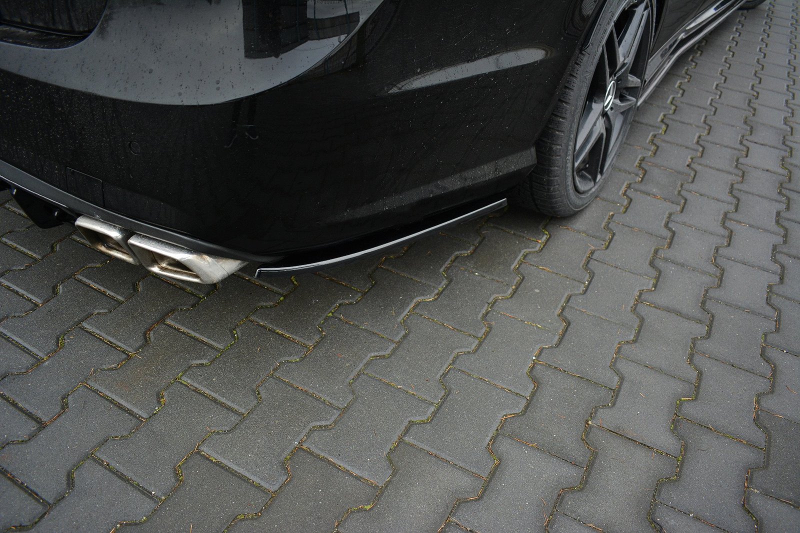 Splitters Laterales Traseros Mercedes-Benz E63 AMG W212 - Imagen 2