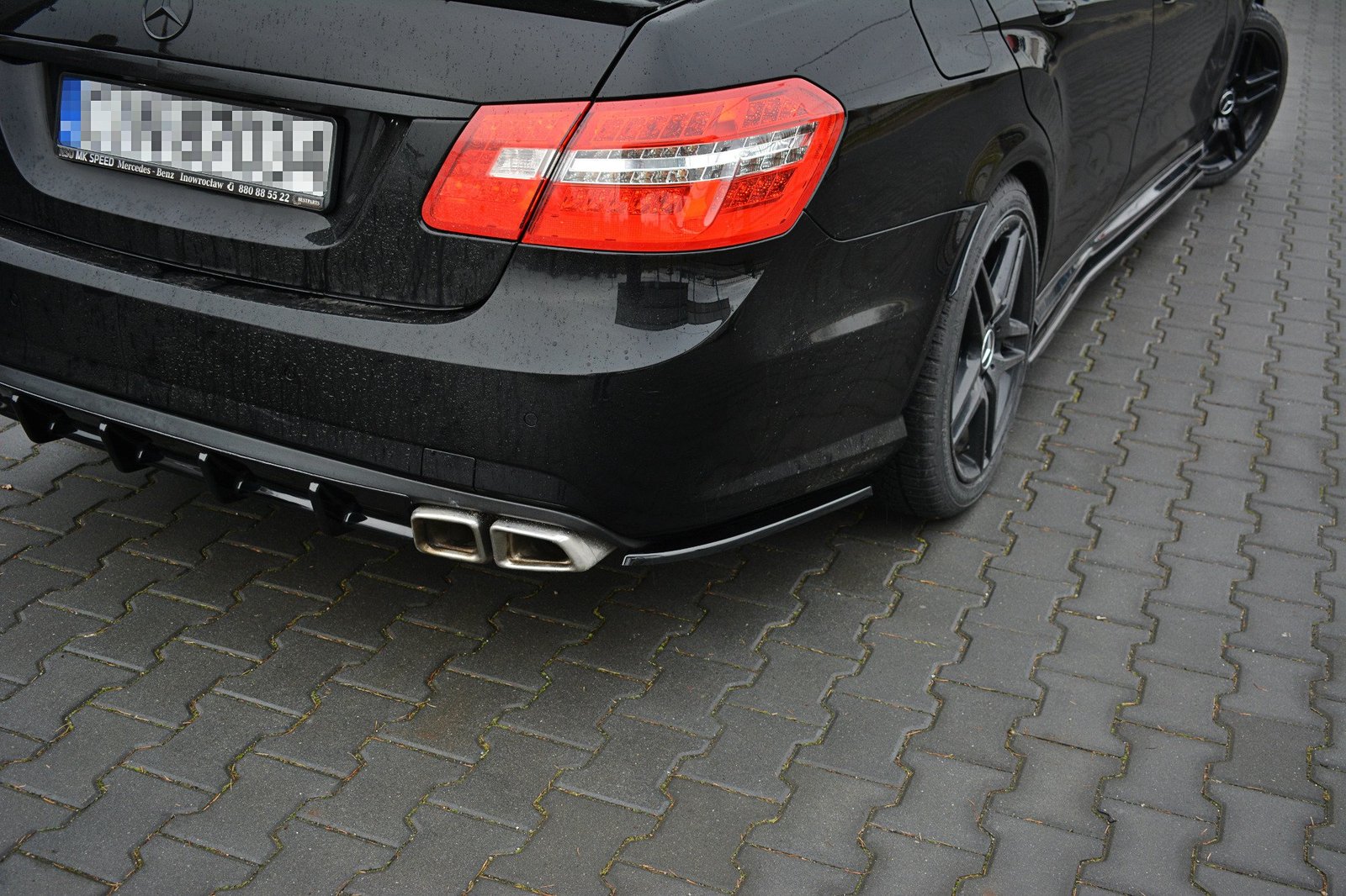 Splitters Laterales Traseros Mercedes-Benz E63 AMG W212