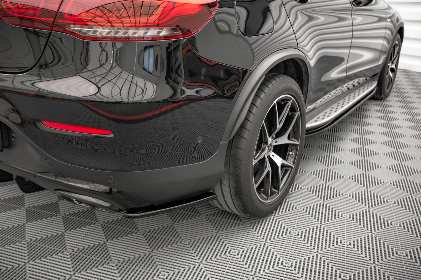 Splitters Laterales Traseros Mercedes-Benz GLC Coupe AMG-Line C253 Facelift